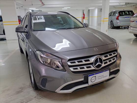 MERCEDES-BENZ GLA 200 1.6 CGI FLEX STYLE 7G-DCT MERCEDES-BENZ GLA 200 1.6 CGI FLEX STYLE 7G-DCT